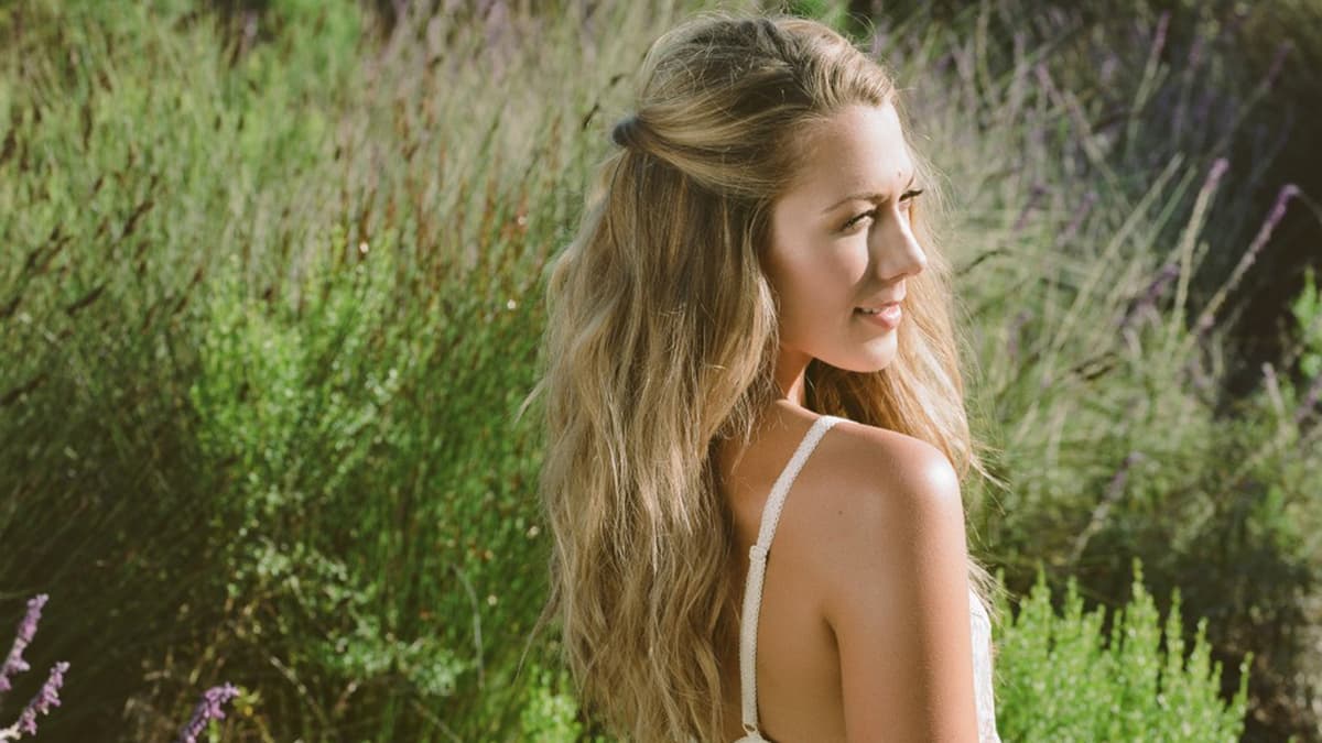 Colbie Caillat w/ Mitchell Tenpenny