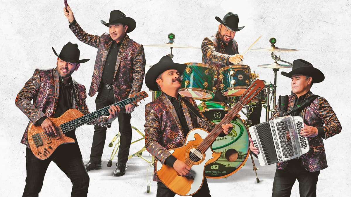 LOS TUCANES, EL FANTASMA y LA DIFERENCIA En Concierto
