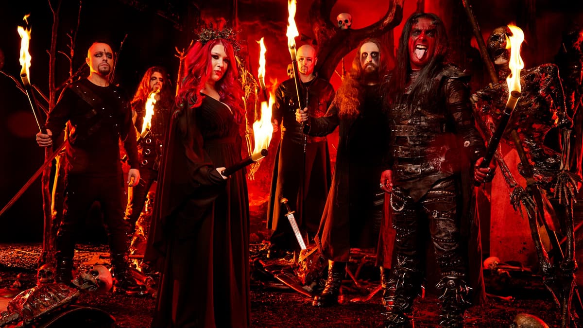 CRADLE OF FILTH: Majestic In Death II